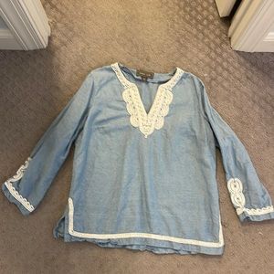 Chambray tunic with details on edges. Size xl.